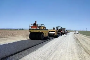 زیرسازی ۵۰ کیلومتر از راه‌های روستایی لرستان 