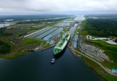 Panama Canal Cuts Maximum Draft for Neopanamax Locks