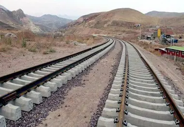 ریل پروژه میانه اردبیل تأمین شد/ احداث چابهار-زاهدان با ریل ملی