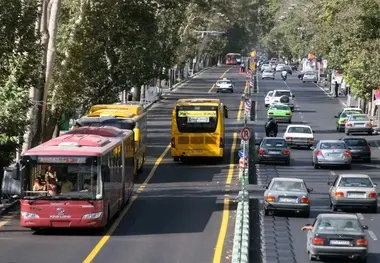 کاهش تردد غیرمجاز در خط ویژه اتوبوس