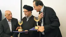 دیپلم زرین افتخار در۱۰ بخش به روابط عمومی شرکت راه‌آهن تعلق گرفت