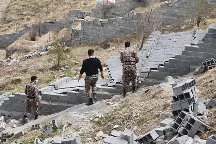رفع تصرف در دماوند و شمیرانات توسط یگان حفاظت اداره کل راه و شهرسازی استان تهران