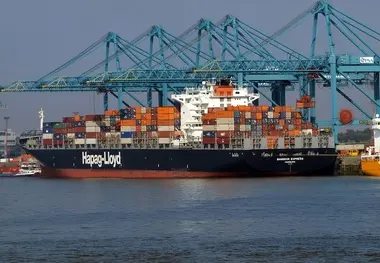 Hapag-Lloyd Introduces Global Vessel Risk Surcharge for Arabian Gulf Cargo