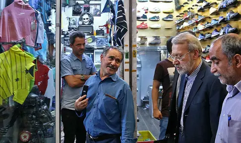 لاریجانی در بازار