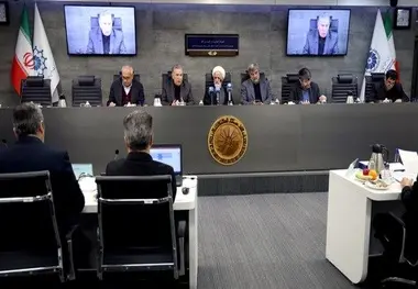 دولت با تغییر مرجع صدور مجوز فعالیت تاکسی‌ های اینترنتی مخالف است