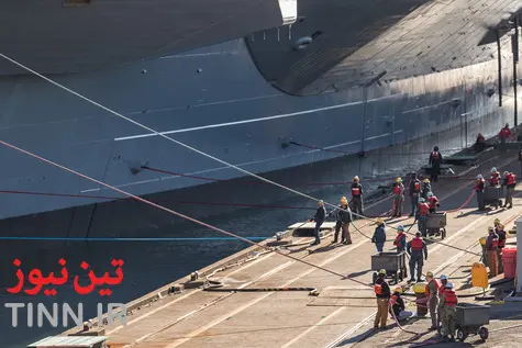داخل یک ناو هواپیمابر غول‌پیکر را ببینید