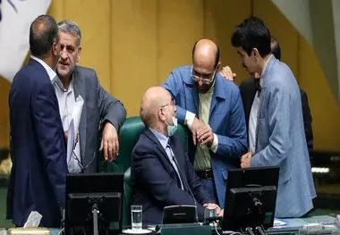 الان وقت استعفا یا برکناری مدیرعامل راه آهن نیست