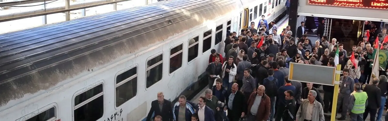 خدمت‌ رسانی جهادی قطارهای مسافری در جنگ ۱۲ روزه تحمیلی

