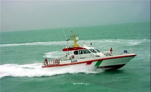 نجات شش دریانورد هرمزگانی در دریای عمان از خطر غرق شدن

