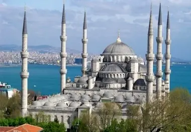 ◄ آژانس‌های مسافرتی متخلف هم‌چنان توریست به ترکیه می‌برند