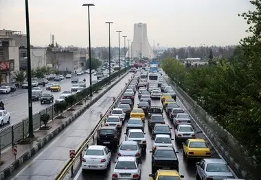 آخرین وضعیت ترافیکی در معابر اصلی و بزرگراهی شهر تهران 