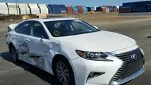 سانحه وحشتناک رانندگی سرنشین خودرو را به هوا پرت کرد