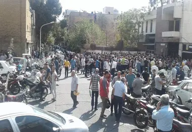 هجوم دلارهای خانگی به بازار 