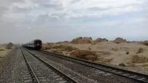 راه‌آهن محور توسعه و اقتصاد مقاومتی است