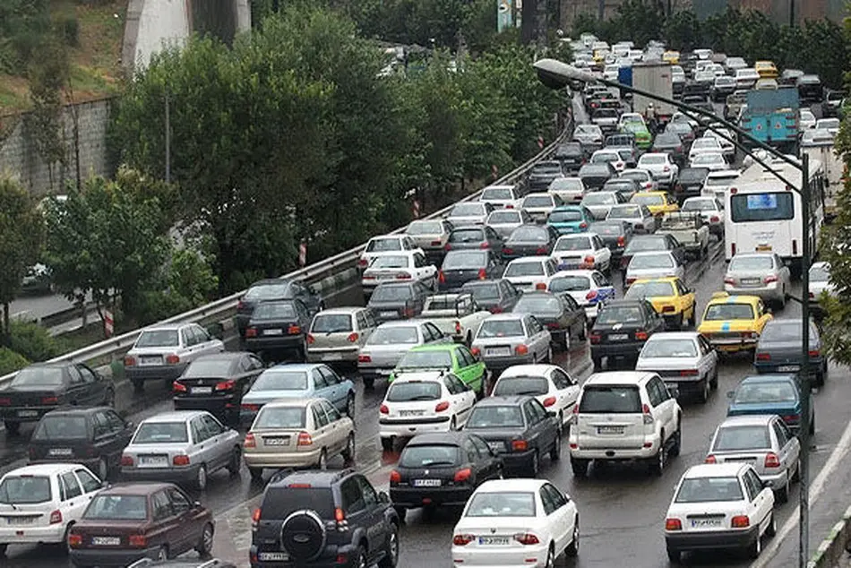 وضعیت ترافیکی معابر بزرگراهی و اصلی تهران در صبح شنبه