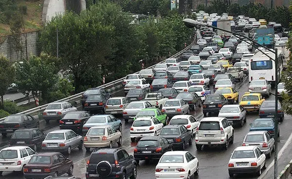 ترافیک سنگین در ۱۱ معبر بزرگراهی پایتخت 