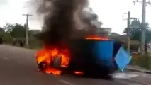 راننده ای که با چنگ و دندان آتش سوزی خودرو را مهار کرد
