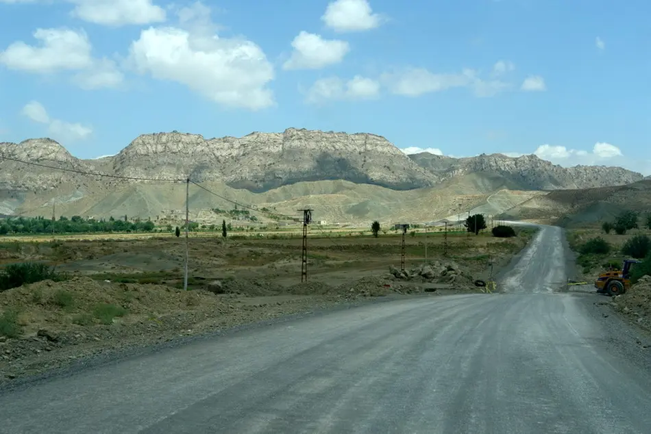 بازدید مدیر کل راه و شهرسازی خراسان شمالی از راه های روستایی شهرستان بجنورد و شیروان 