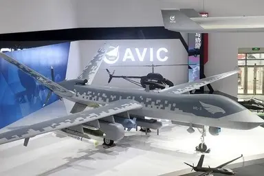  پرواز نخستین پهپاد ۶ تنی جهان در چین