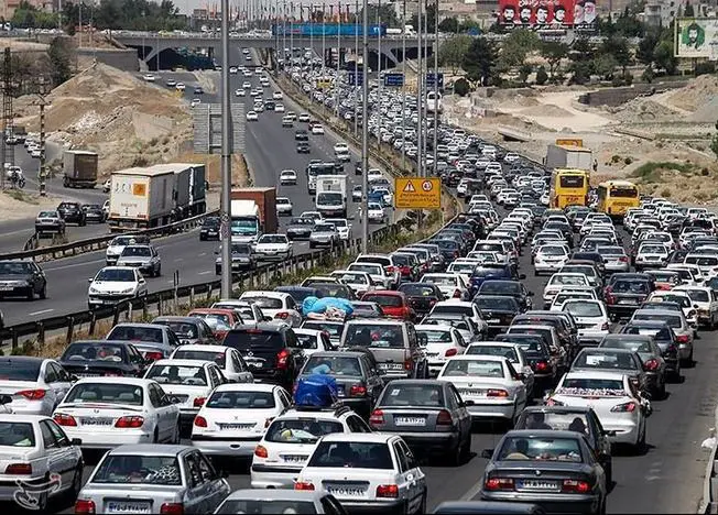 ترافیک سنگین در محور تهران-کرج/ترافیک روان محورهای شمالی