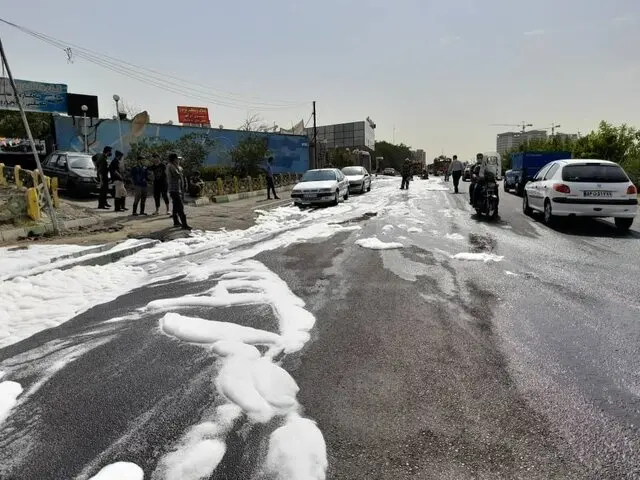 نشت بنزین در یکی از جایگاه های سوخت غرب تهران