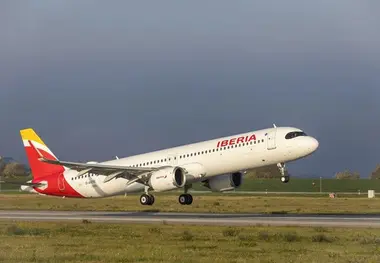 Iberia Analyzes In-House Airbus A350 Base Maintenance 
