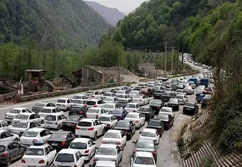 تردد از مسیر جنوب به شمال محور چالوس و آزادراه تهران شمال ممنوع شد 