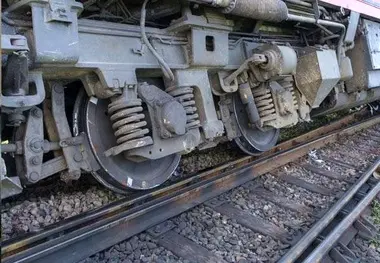 شش زخمی بر اثر خروج قطار از ریل در مصر