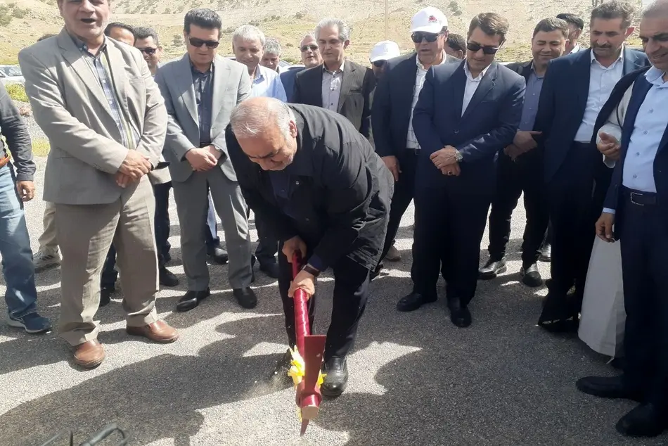 قطعه دوم جاده دره شهر - پلدختر کلنگ زنی شد