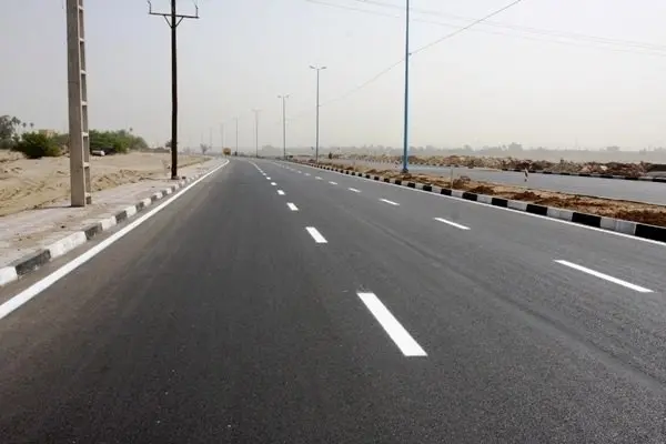 ۱۹۳ کیلومتر از راه های استان اصفهان در حال ساخت است 