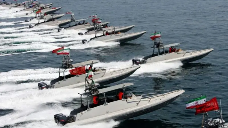  آمادگی قایق های تندرو ایران با موشک برای مقابله با ناوهای امریکا