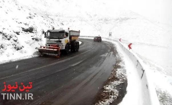 تمامی محورهای روستایی اردبیل تا پایان امروز برفروبی می‌شود