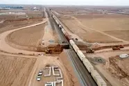 پل زیرگذر راه آهن در محور اردستان اصفهان در حال احداث است 