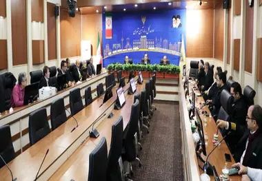 رؤسای قطار نقطه تماس اصلی راه آهن با مسافران هستند