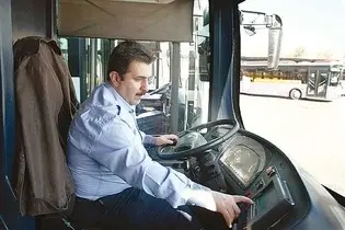 فیلم| مهم‌ ترین عامل خشم رانندگان در جاده چیه؟