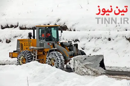 برف روبی و بازگشایی جاده ها در آذربایجان غربی