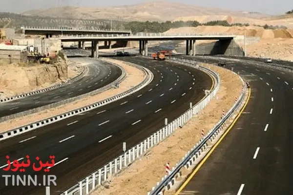 ارزیابی عملکرد و ایمنی جاده های اصلی در ایران