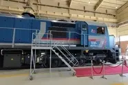 لکوموتیو بخریم اما نه با چشم‌ بسته!