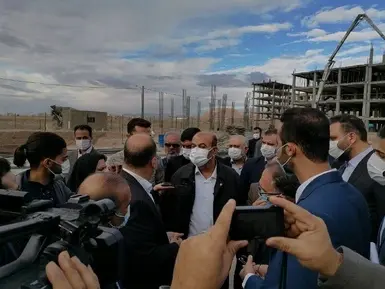 بازدید وزیر راه از طرح نهضت ملی مسکن سمنان