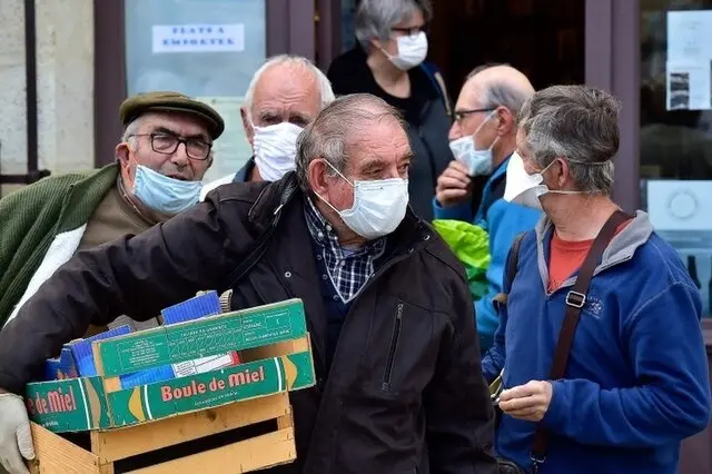 اجباری شدن ماسک در مدارس و حمل‌ونقل عمومیِ فرانسه