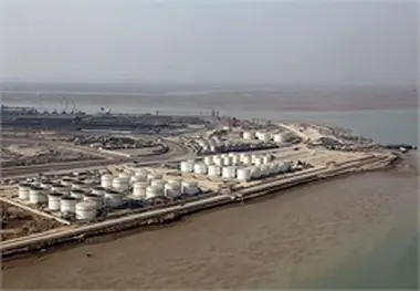 کسب سهم ٧٣ درصدی ترانزیت فرآورده های نفتی کشور در منطقه ویژه اقتصادی بندر امام خمینی(ره)