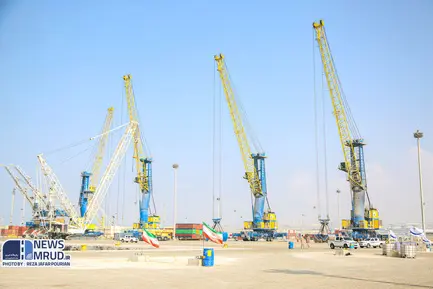 افتتاح 96 کیلومتر کریدور بزرگراهی و آغاز عملیات اجرایی 5 طرح بندری در چابهار (3)
