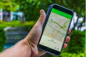 شائبه های حذف سهم پلتفرم ها در پرداخت حق بیمه رانندگان تاکسی های اینترنتی/ فشار مالی بر دوش مردم و رانندگان با طرح جدید