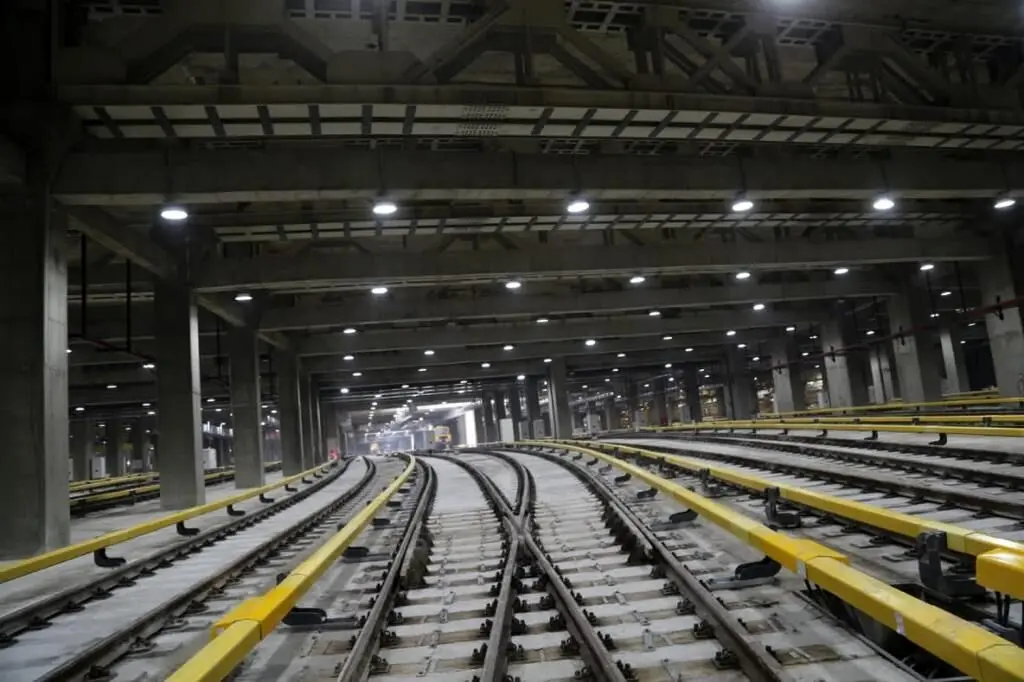 بزرگترین پایانه زیرزمینی قطارهای شهری در کشور کی به بهره برداری می رسد؟