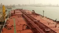 ادعای بلومبرگ: ایران شروع به ذخیره‌سازی نفت روی دریا کرد