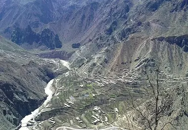 تصویری شگفت انگیز و زیبا از گردنه نمک پیشکوه ذلقی