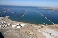 کشتی های پهن پیکر در فاز دوم بندر شهید بهشتی پهلوگیری می شوند