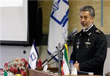 جلوگیری از ایران هراسی با حضور نداجا در بنادر جهان