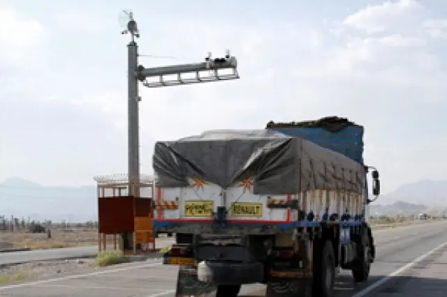 ورود وزارت صنعت برای حل مشکل کامیون‌داران 

