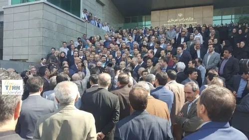 استقبال از آخوندی در مجلس